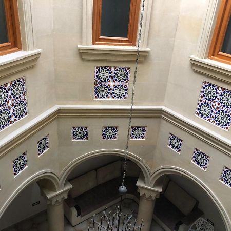 Utopia Hotel Baku Exteriör bild