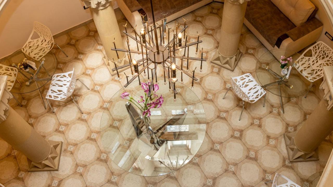 Utopia Hotel Baku Exteriör bild