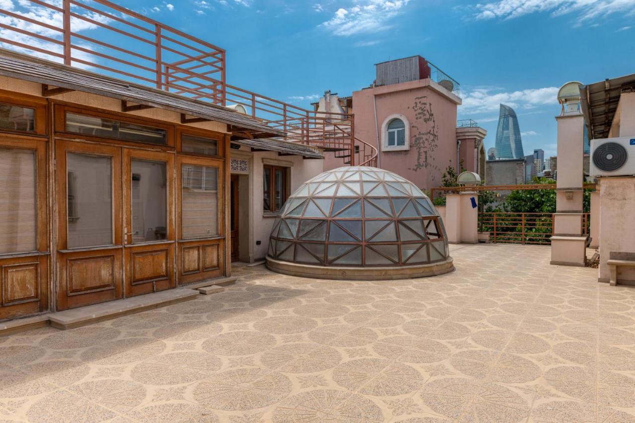 Utopia Hotel Baku Exteriör bild